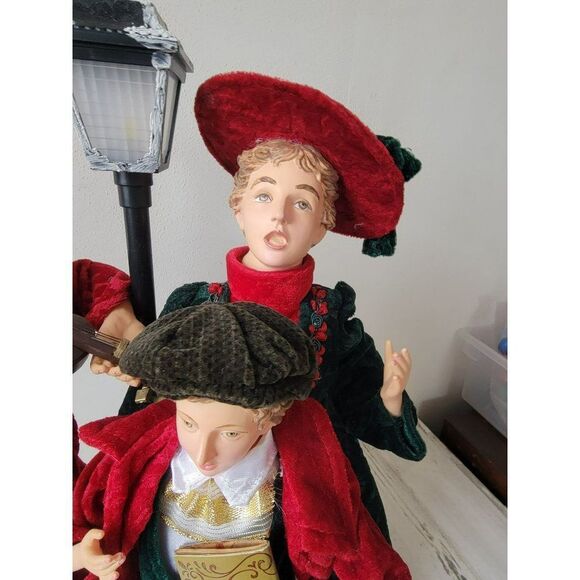 Christmas International AS IS Victorian caroler family animated motion Xmas deco - Picture 7 of 14